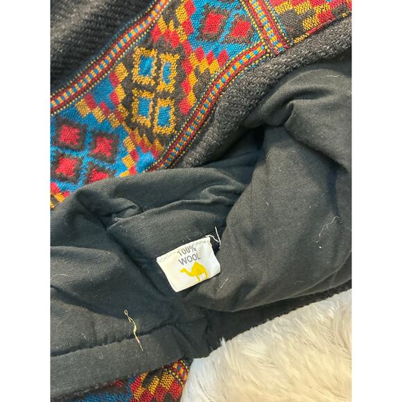 Beautiful Rhea 100% wool hooded jacket with stunning boho tribal detailing - Picture 7 of 7